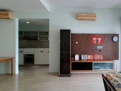 The Trumps (D14), Condominium #554940491
